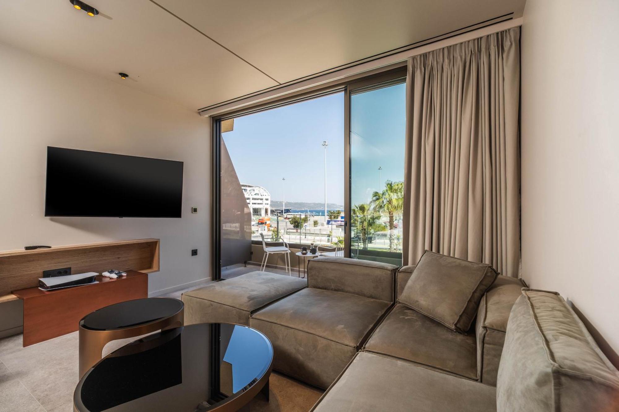 Oniros Residences Суда Екстериор снимка